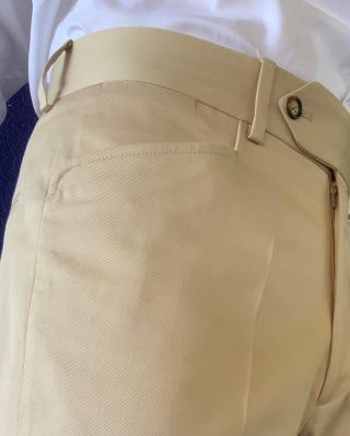 After a long and careful work, we are proud  to show you the definitive prototype of the new #Austin cotton twill trousers.
Flat front trousers with tapered fit proudly crafted in Italy. Concealed zip fastening with extended belt and button. Two frog mouth pockets, watch/coin pocket, jetted pockets with buttons and split back waistband. 
2 colors available: Sand and Navy blue 
From size Eu 46 Uk 32 to Eu 54 uk 40
(Please see size chart attached)
Price 149€
Designed to impress! 

We will go into production in a few weeks. In the meantime you can pre order yours sending an email at info@capirari.com 
You have time untill May 29, 2023.

P.S ( the buttons will be in corozo like the one  in the last pic).

#Capirari#menswear#trousers#detail#classic#quality#craftsmsnship#madeinItaly#classic#flatfront#frogmouthpockets#highwaist#vintagestyle #60sstyle#gentlemen#madeinitaly#tailoring#modernism#jettedpockets
